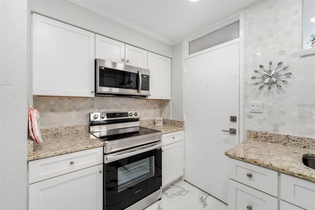 700 MELROSE AVENUE J24, Winter Park, FL 32789