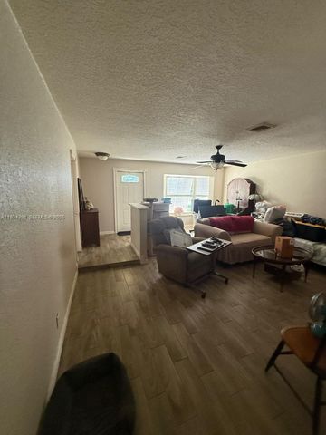 3631 NE 14th Ave, Pompano Beach, FL 33064