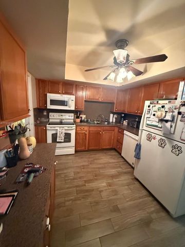 3631 NE 14th Ave, Pompano Beach, FL 33064