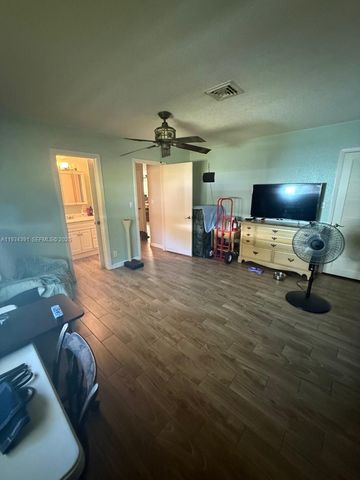 3631 NE 14th Ave, Pompano Beach, FL 33064