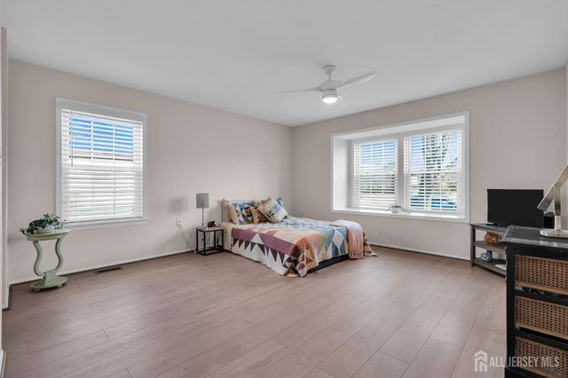 19 Hillsborough Drive A, Monroe, NJ 08831