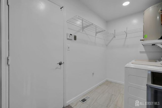 19 Hillsborough Drive A, Monroe, NJ 08831