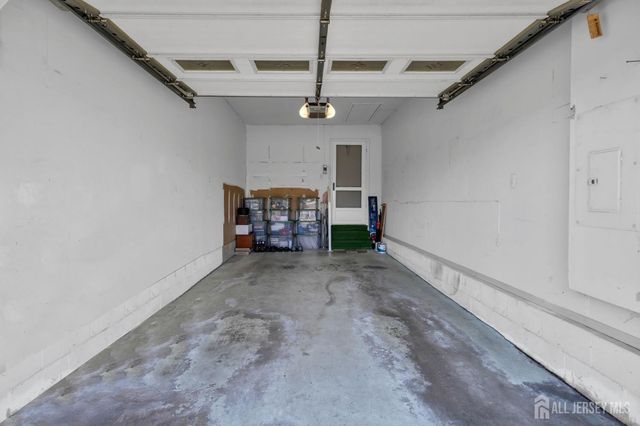 19 Hillsborough Drive A, Monroe, NJ 08831