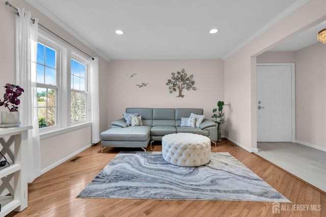 19 Hillsborough Drive A, Monroe, NJ 08831