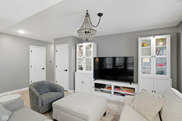 15564 Bethesda Circle, Westfield, IN 46074