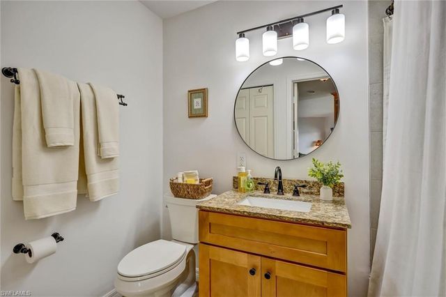334 La Peninsula BLVD 334, Naples, FL 34113