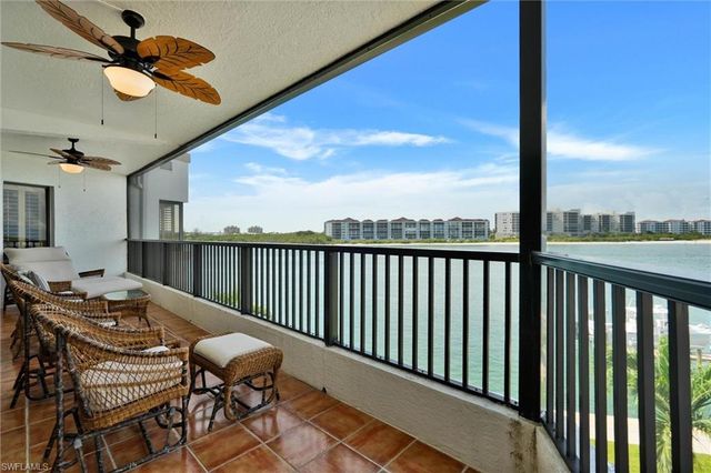 334 La Peninsula BLVD 334, Naples, FL 34113