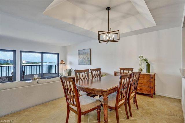 334 La Peninsula BLVD 334, Naples, FL 34113