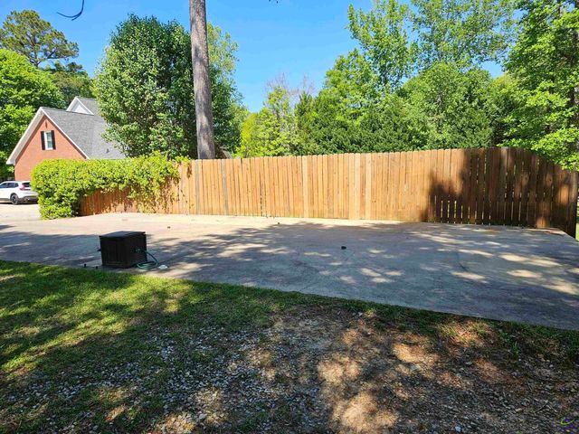 200 Gates Road, Lizella, GA 31052