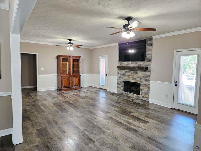 200 Gates Road, Lizella, GA 31052