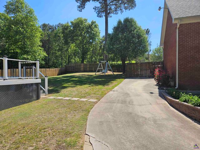 200 Gates Road, Lizella, GA 31052