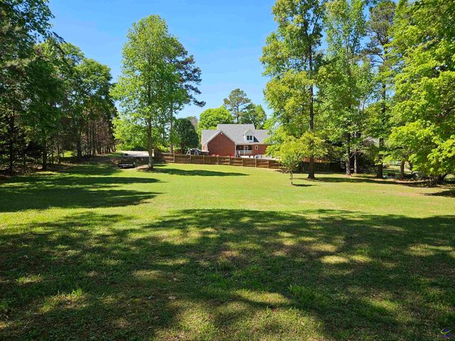 200 Gates Road, Lizella, GA 31052