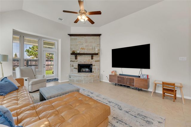 605 Chesterfield Lane, League City, TX 77573