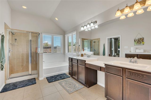 605 Chesterfield Lane, League City, TX 77573