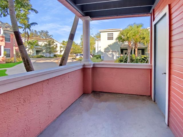 1335 CRYSTAL Way A, Delray Beach, FL 33444