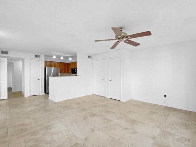 1335 CRYSTAL Way A, Delray Beach, FL 33444