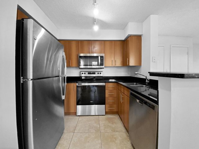 1335 CRYSTAL Way A, Delray Beach, FL 33444