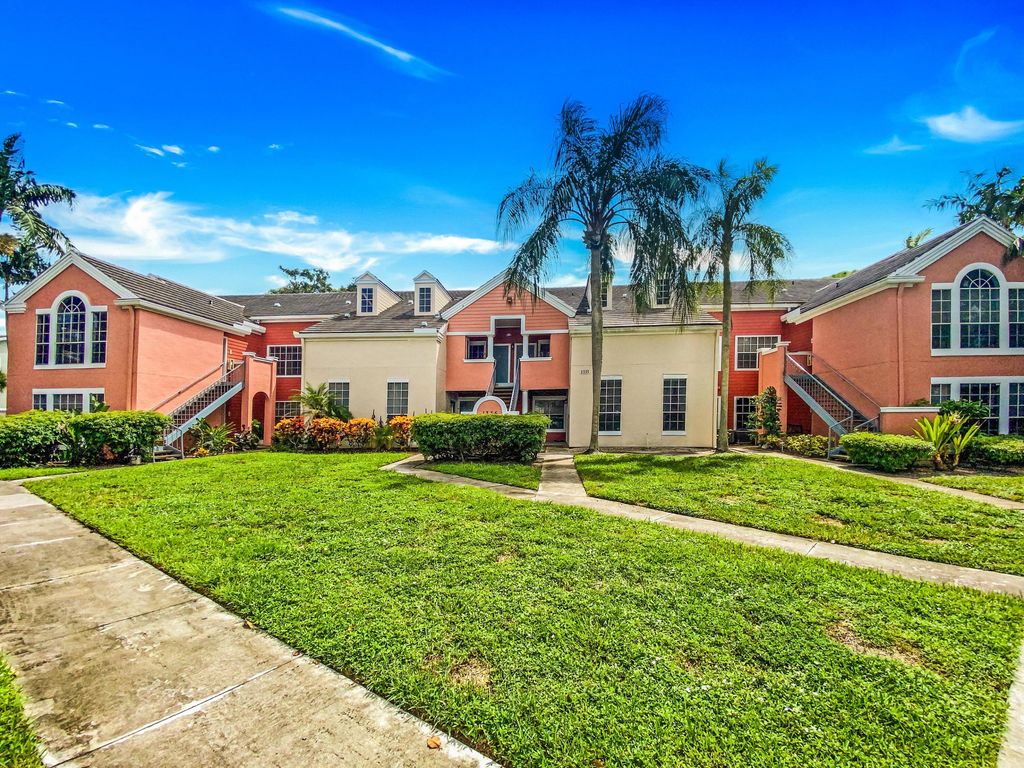 1335 CRYSTAL Way A, Delray Beach, FL 33444