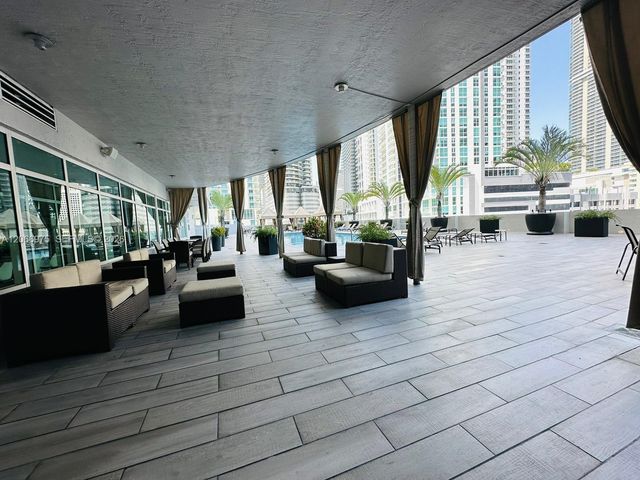 1250 S Miami Avenue 1707, Miami, FL 33130