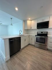 1250 S Miami Avenue 1707, Miami, FL 33130