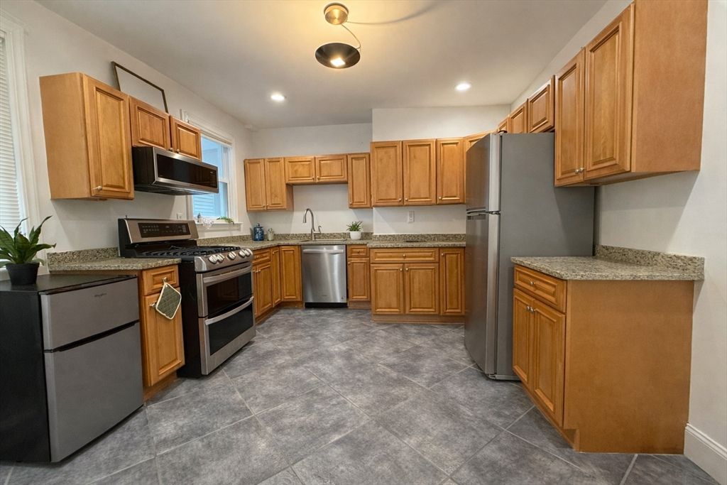 21A Highland St., 2, Boston, MA 02119