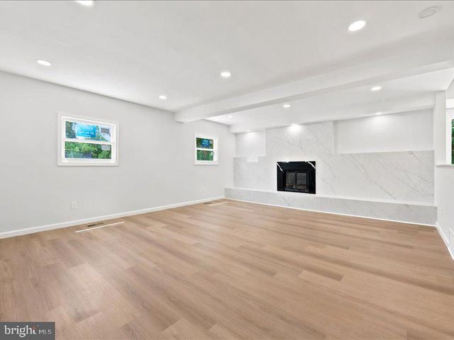 5 S SYRACUSE DR, Cherry Hill, NJ 08034