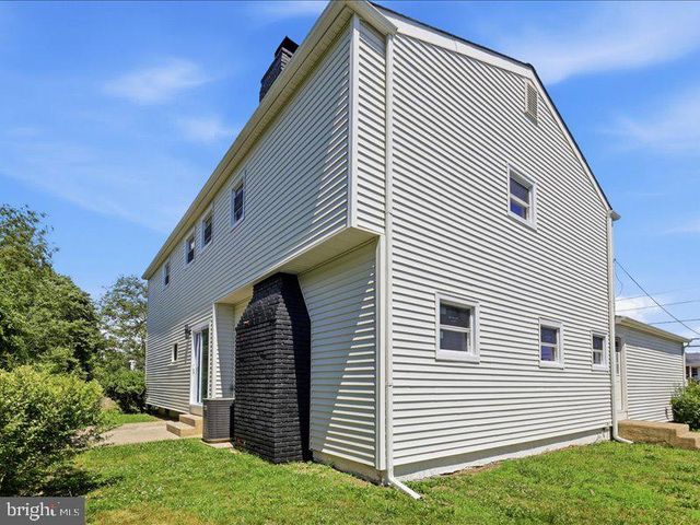 5 S SYRACUSE DR, Cherry Hill, NJ 08034