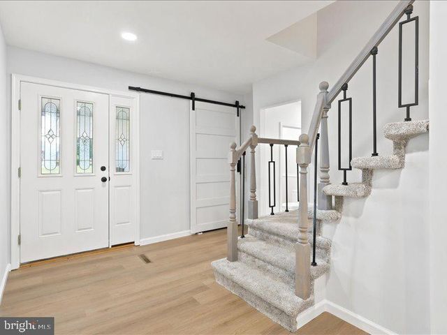 5 S SYRACUSE DR, Cherry Hill, NJ 08034
