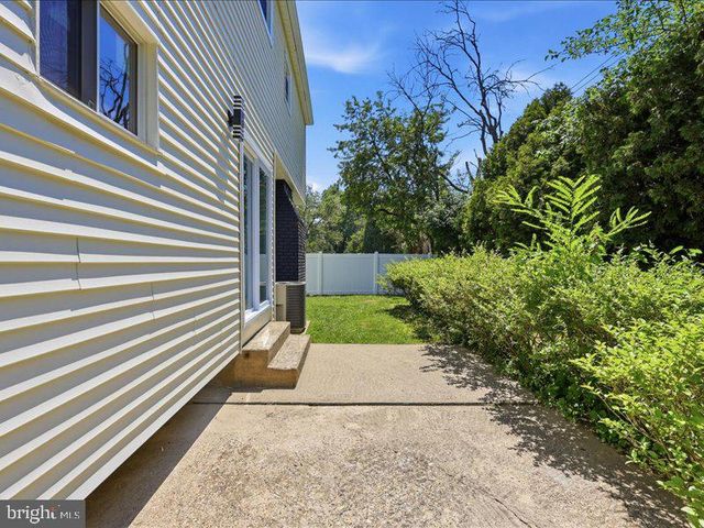 5 S SYRACUSE DR, Cherry Hill, NJ 08034