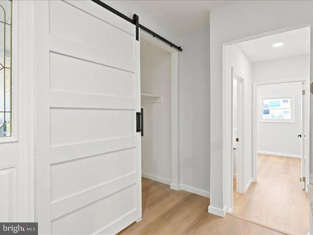5 S SYRACUSE DR, Cherry Hill, NJ 08034