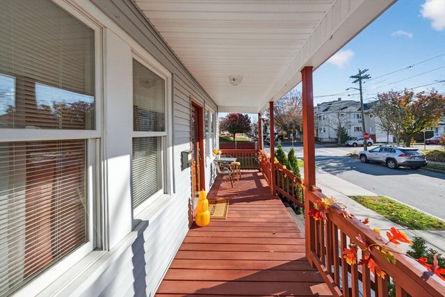 173 Glennon St, New Bedford, MA 02745