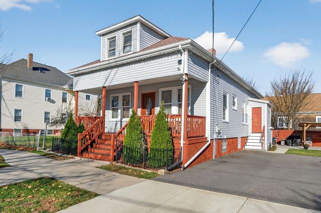 173 Glennon St, New Bedford, MA 02745