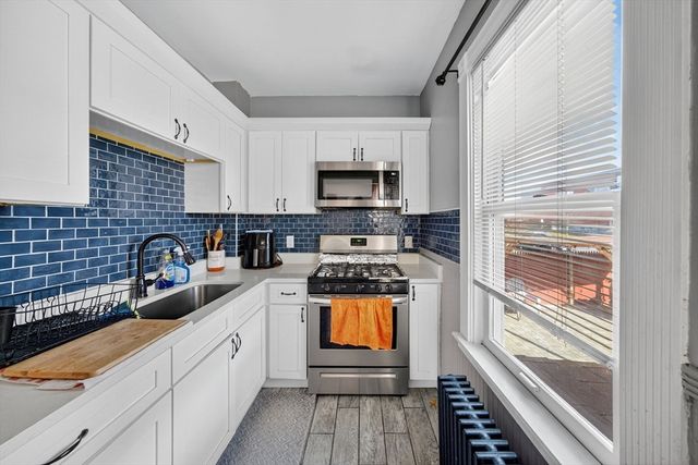 173 Glennon St, New Bedford, MA 02745