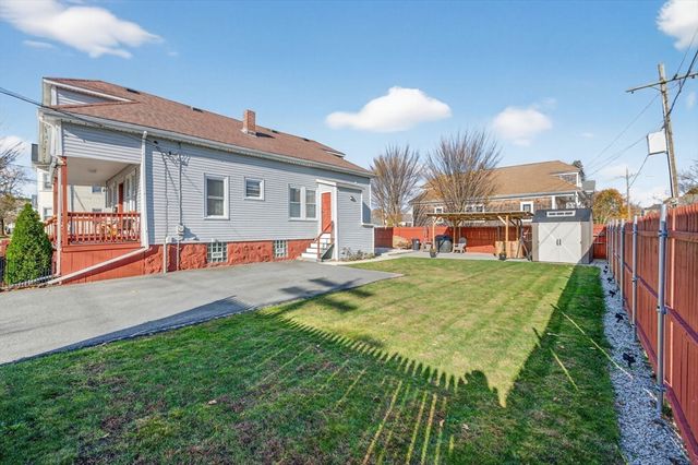 173 Glennon St, New Bedford, MA 02745