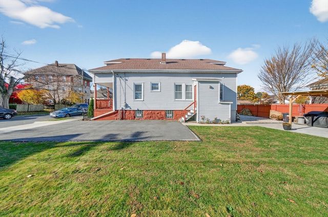 173 Glennon St, New Bedford, MA 02745