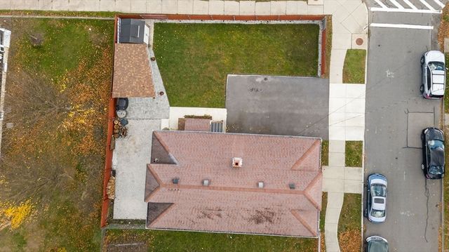 173 Glennon St, New Bedford, MA 02745