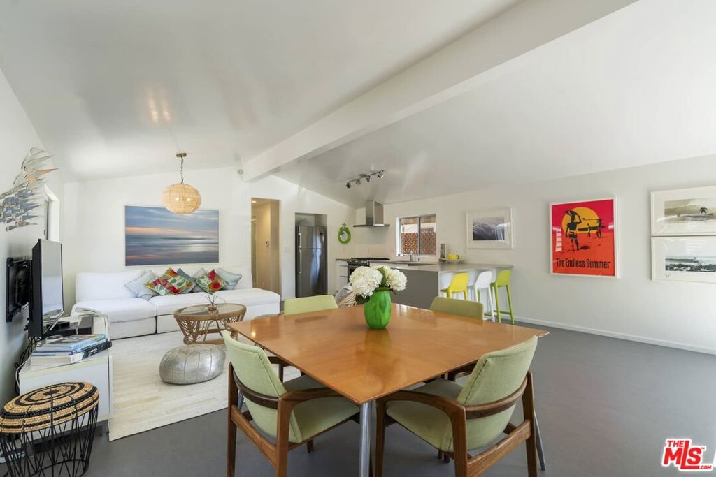 Image 5 of property listing at 29 Paradise Cove Road, Malibu, CA 90265
