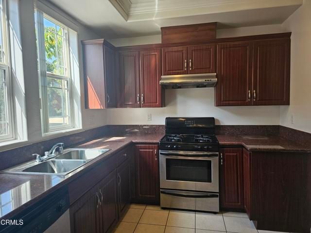 2930 Fairway Avenue 105, La Crescenta, CA 91214