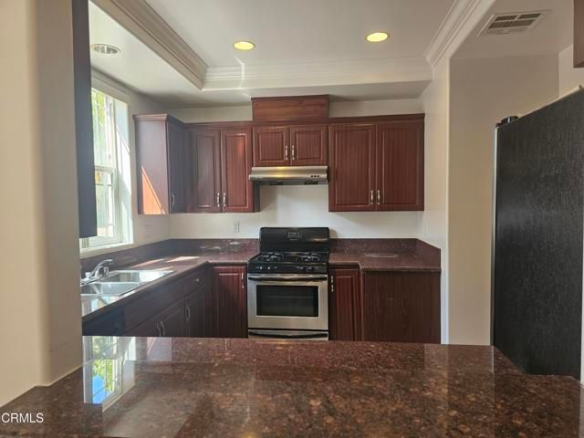 2930 Fairway Avenue 105, La Crescenta, CA 91214