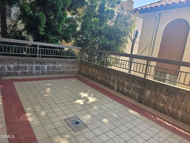 2930 Fairway Avenue 105, La Crescenta, CA 91214