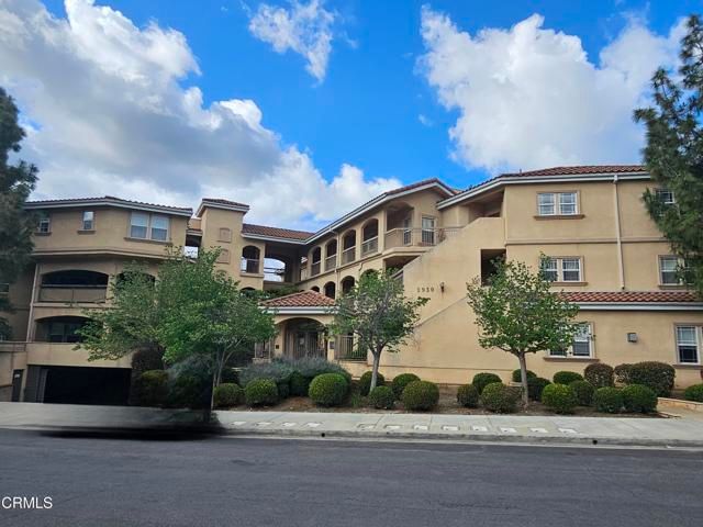 2930 Fairway Avenue 105, La Crescenta, CA 91214