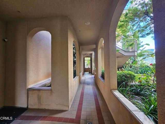 2930 Fairway Avenue 105, La Crescenta, CA 91214