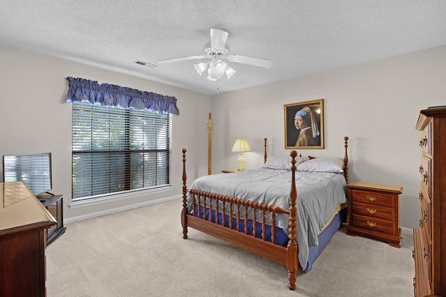 6573 Hickory Meadow Drive, Chattanooga, TN 37421