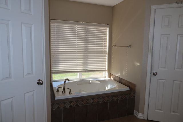 5002 CYPRESS AVENUE, Wichita Falls, TX 76310