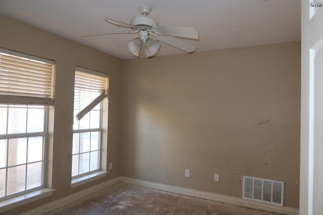 5002 CYPRESS AVENUE, Wichita Falls, TX 76310