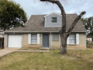 14207 Cimarron Drive, Balch Springs, TX 75180