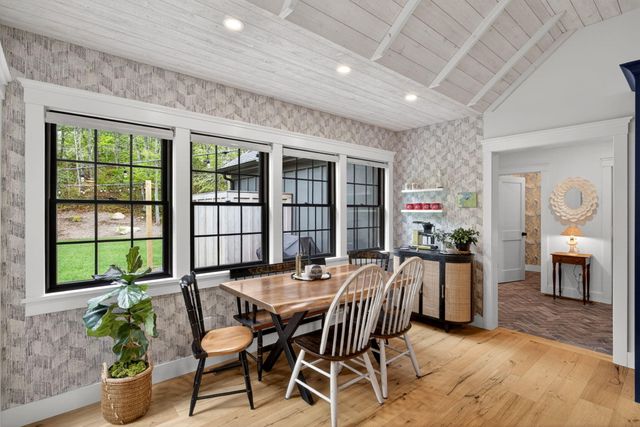 27 Evangeline Road, Falmouth, MA 02540
