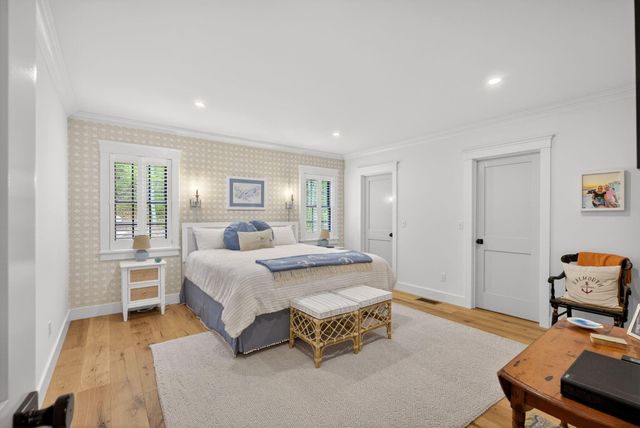27 Evangeline Road, Falmouth, MA 02540