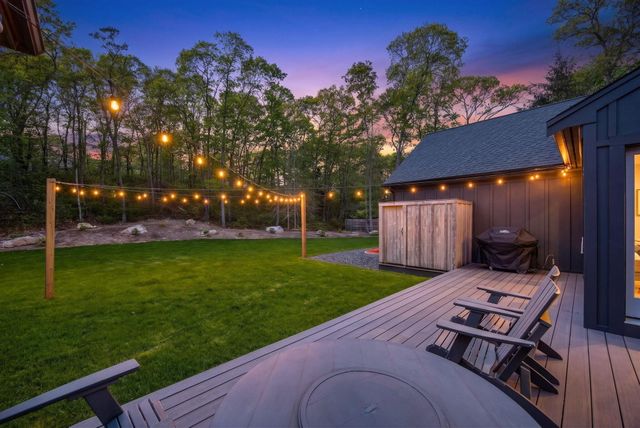 27 Evangeline Road, Falmouth, MA 02540