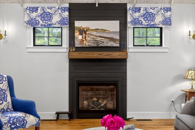 27 Evangeline Road, Falmouth, MA 02540